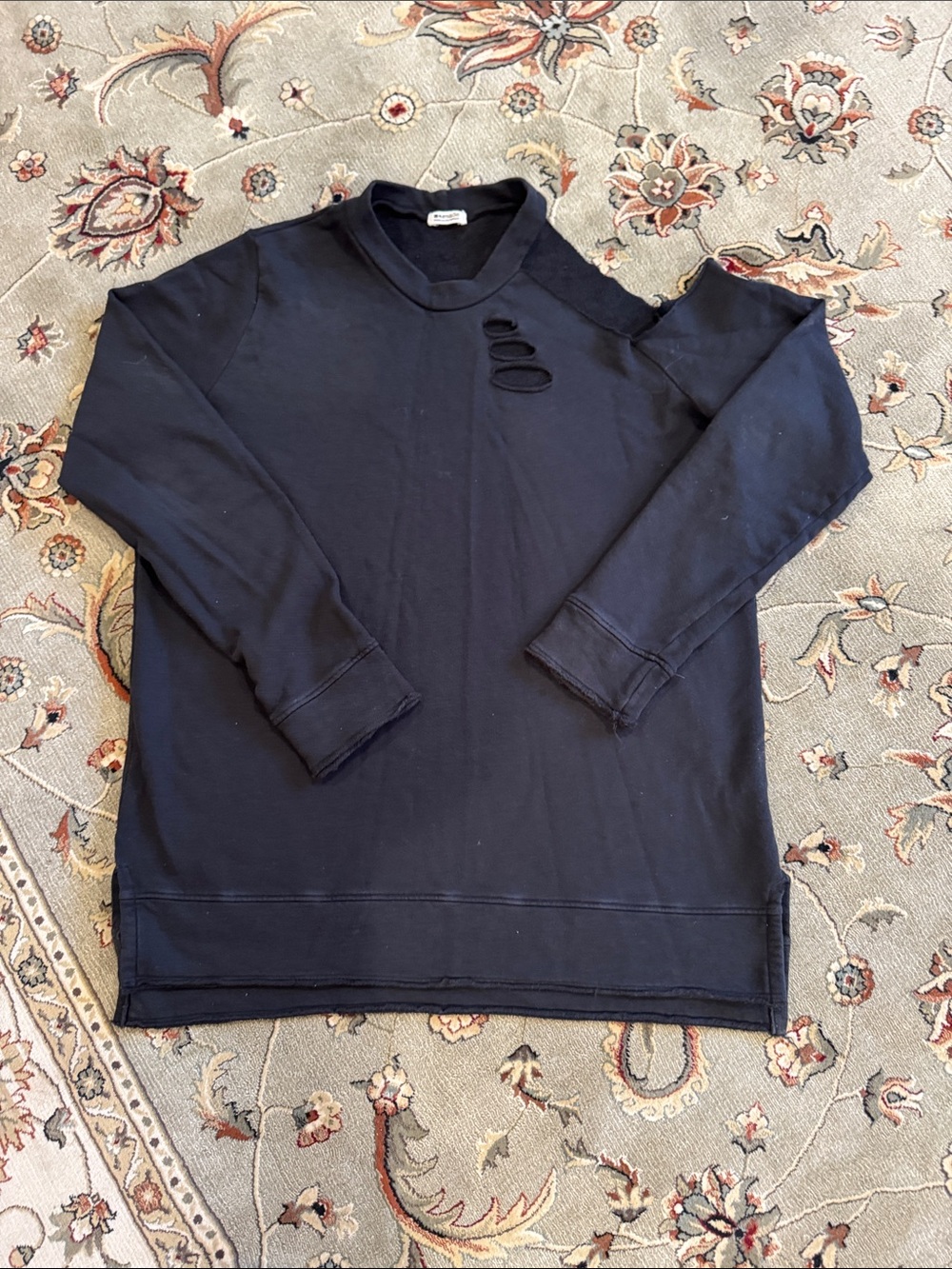 L A Made women Black Distressed Crewneck Sweatshirt size m
